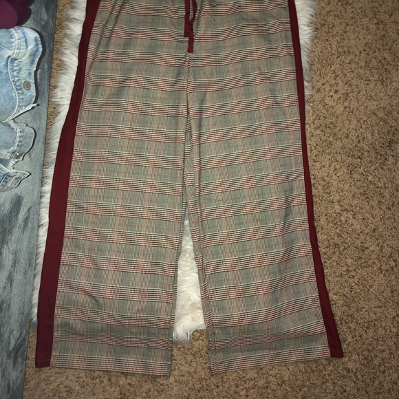 Wide leg pants - Picture 2 of 3